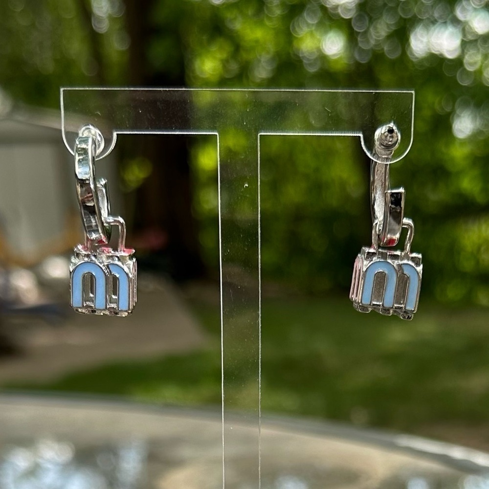 18K White Gold Plated “M” Multicolor Huggie Hoop Earrings With Cube From Hoop - Picture 2 of 5
